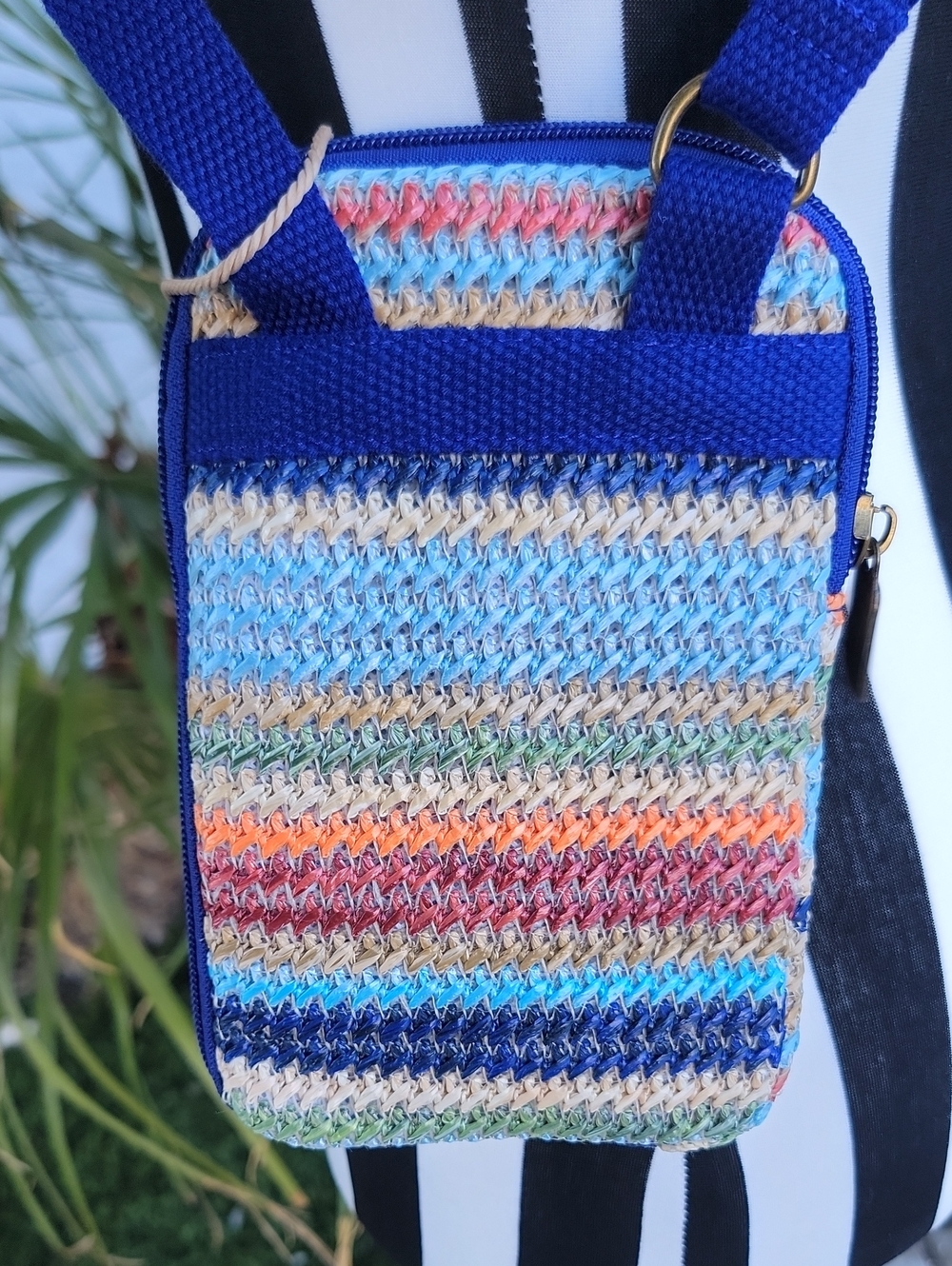 Sun N Sand Alessia | Poly Straw Small Crossbody Bag - Picture 8 of 10